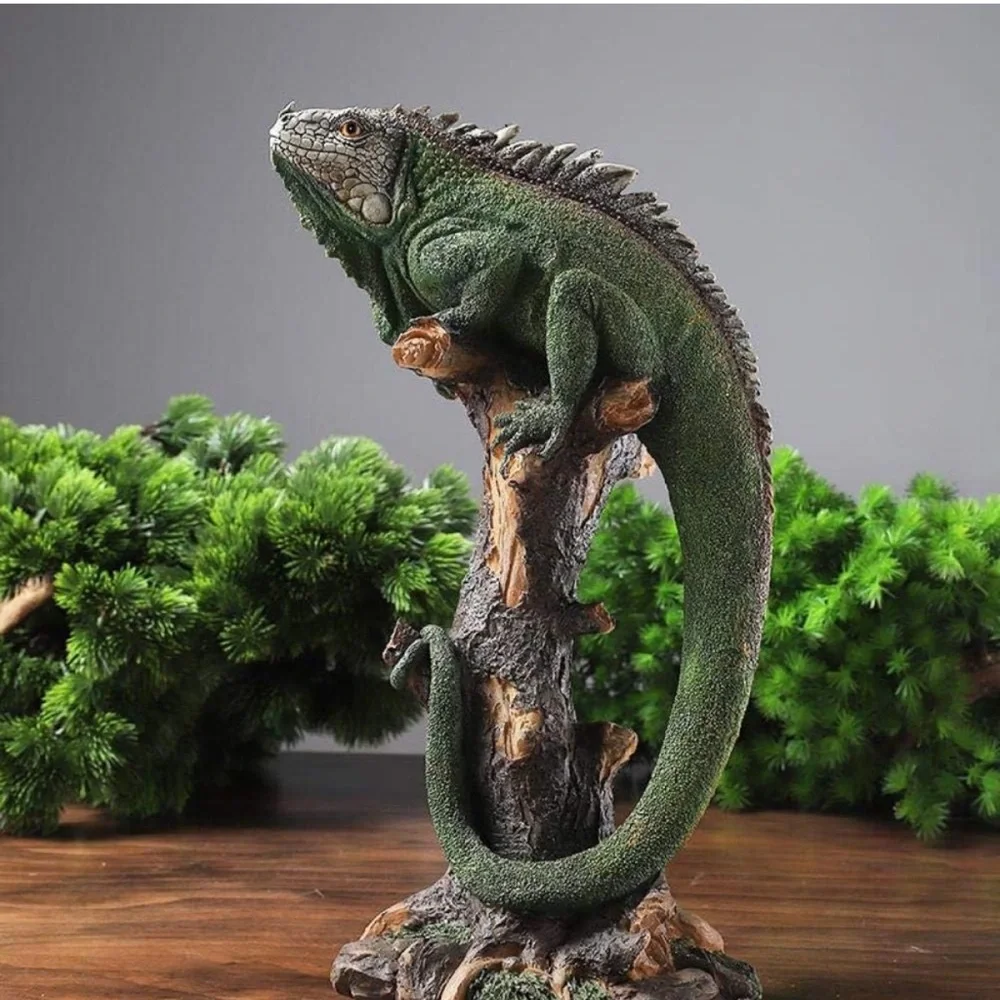 Realistic Green Iguana Reptile Habitat Decor